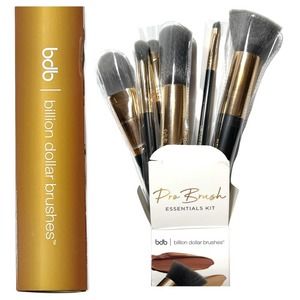 NIB NWT Billion Dollar Brushes Essentials Kit